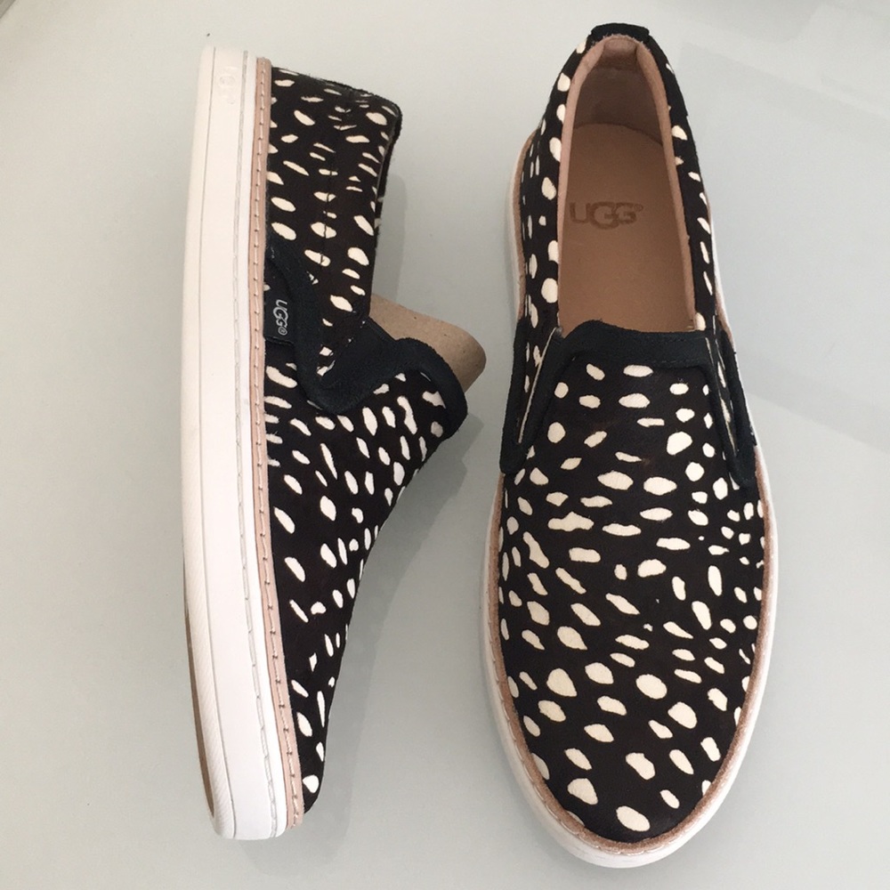 Ugg Soleda Exotic Black Sneakers Womens New - Picture 6 of 8